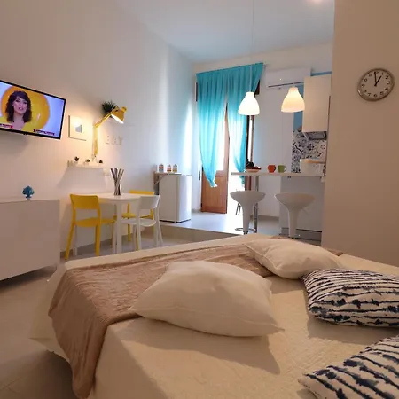 Appartamenti Via Faccolli Zona Centro Otranto Exterior foto