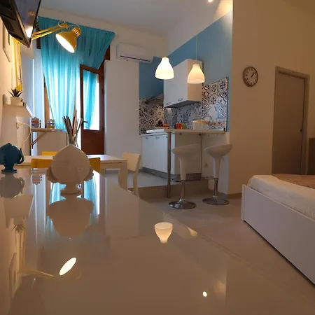 Appartamenti Via Faccolli Zona Centro Otranto Exterior foto