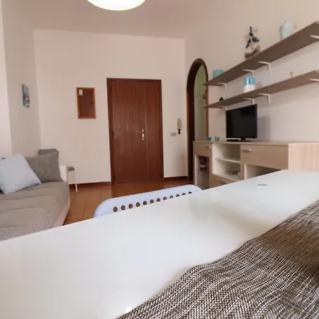 Appartamenti Via Faccolli Zona Centro Otranto Buitenkant foto