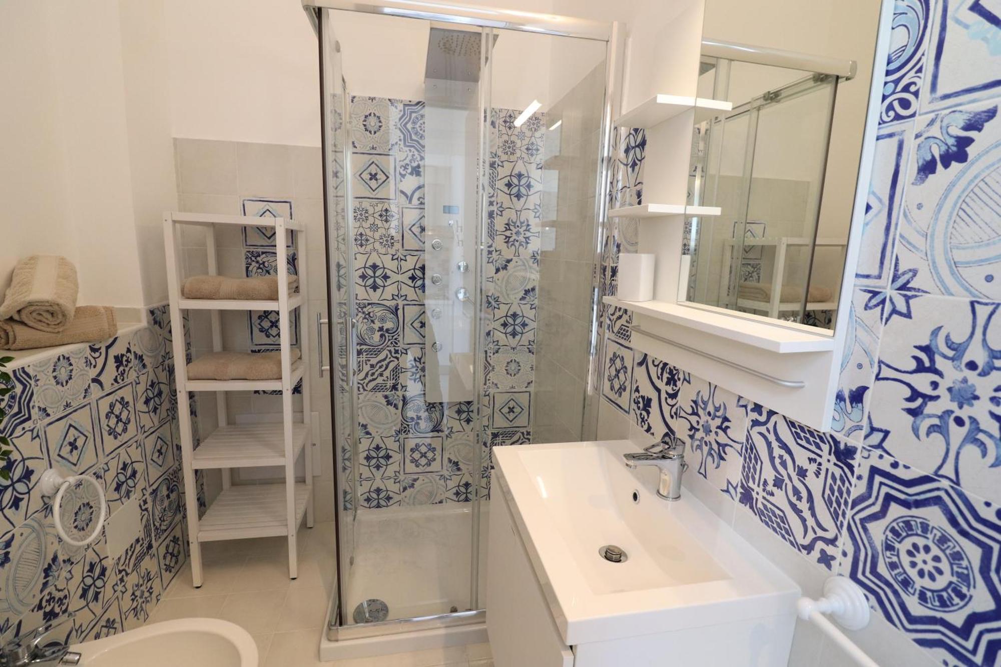 Via Faccolli Zona Centro Holiday home *